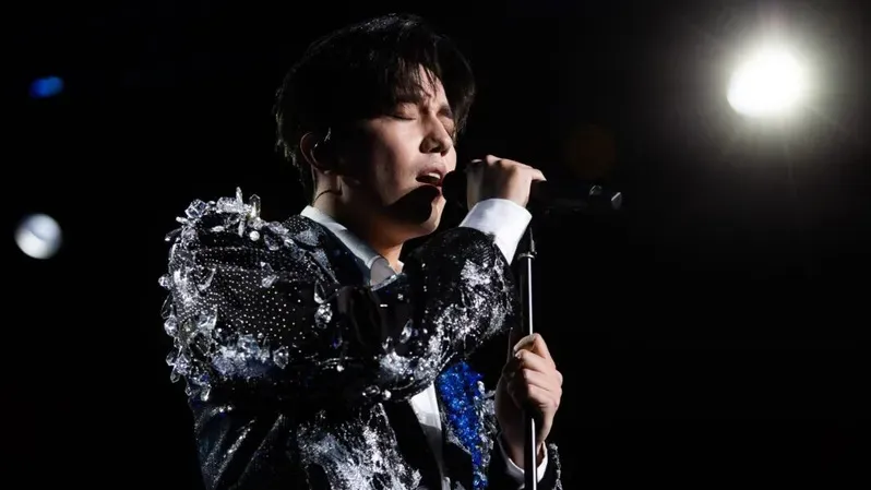 Димаш Нью-Йорктегі Madison Square Garden сахнасында аншлагпен өнер көрсетті