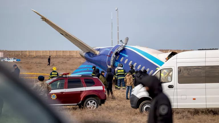 Путин: AZAL ұшағына зақым зымыранның бөлшектерінен емес, жарылыс кезінде шашылған сынықтардан келген